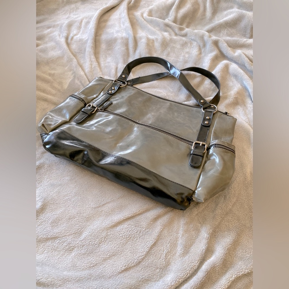 Shiraleah Chicago Shoulder Bag